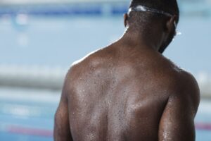 how to heal swimmers ear drops pain recovery