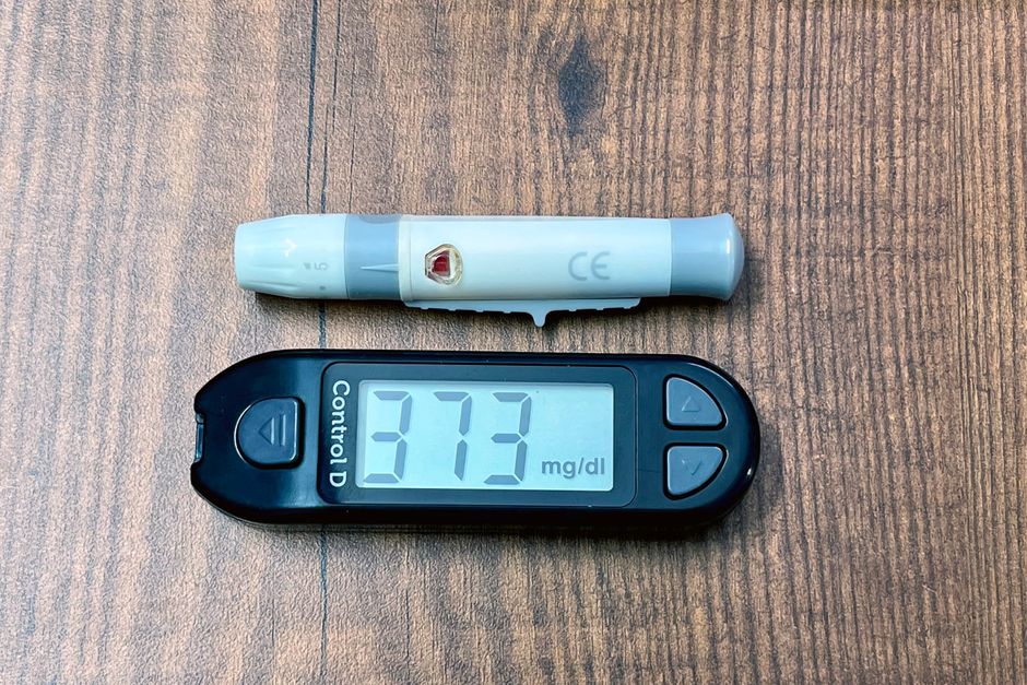 how to read a fentanyl test strip lines explained