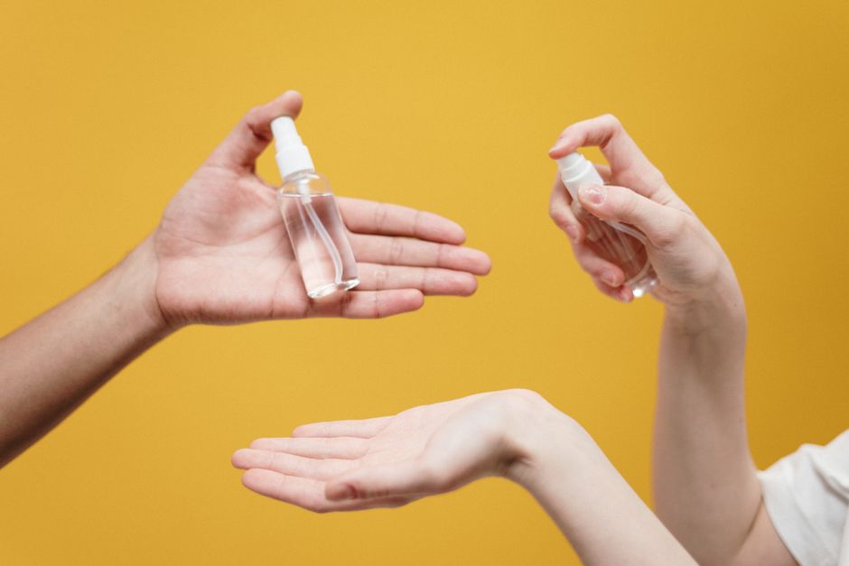 does colloidal silver kill good gut bacteria