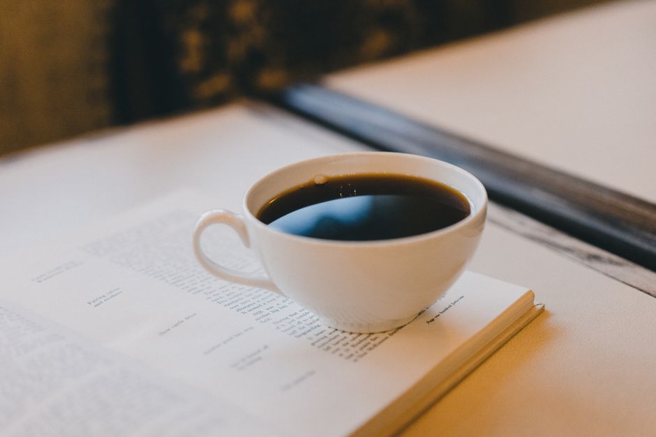 does decaf tea raise or lower blood pressure