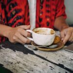 does latte have caffeine