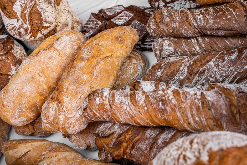 how many carbs should i eat daily targets by goal