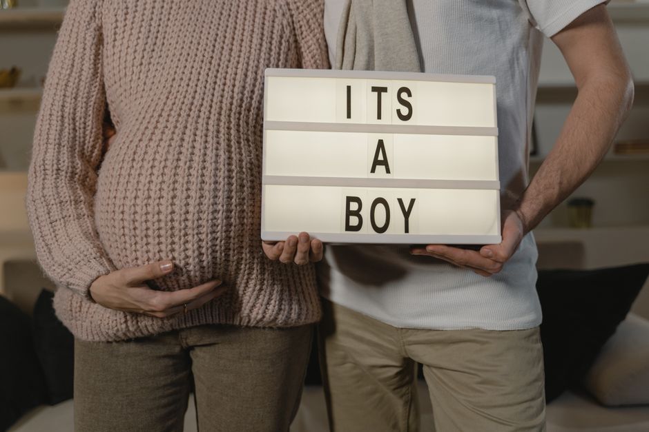 how soon can you see babys gender on ultrasound