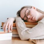 how to fall asleep when you can 't