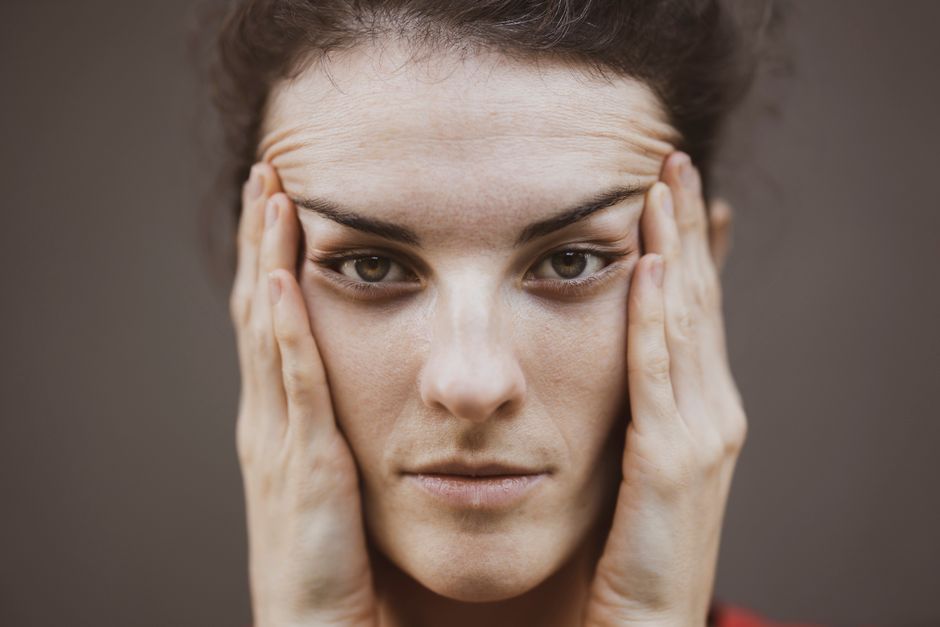 how to get rid of forehead wrinkles naturally