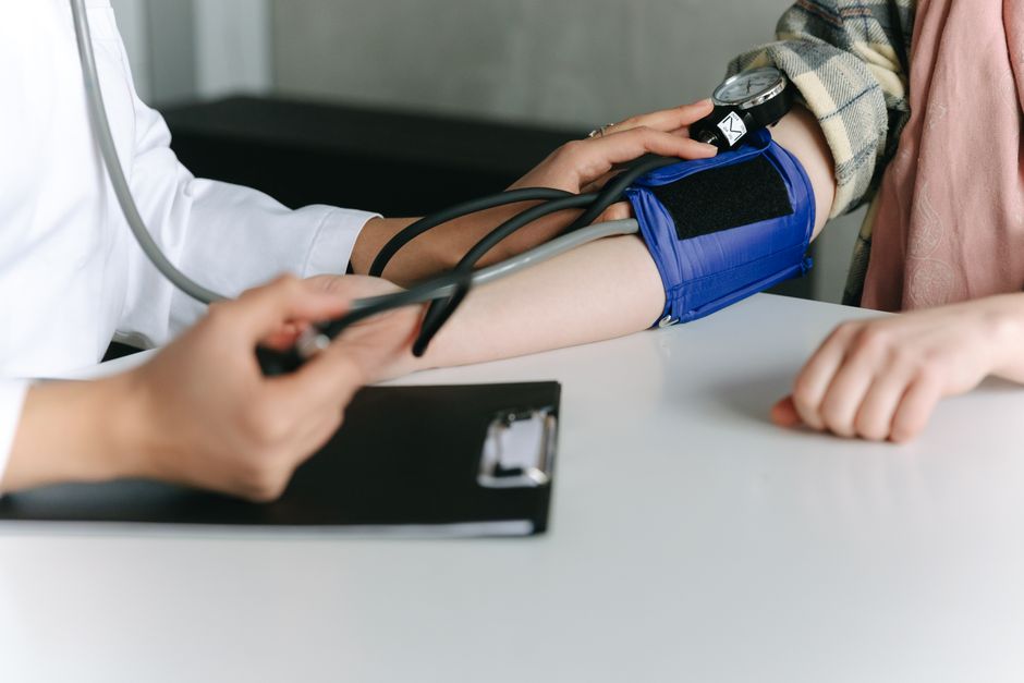 how to increase blood flow in feet naturally