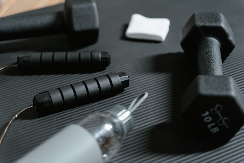 how to skip stones grip angle and spin tips