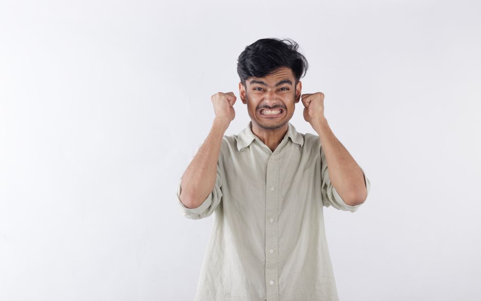 how to stop clenching jaw while sleeping