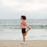 how to stretch in the morning 8 moves that work