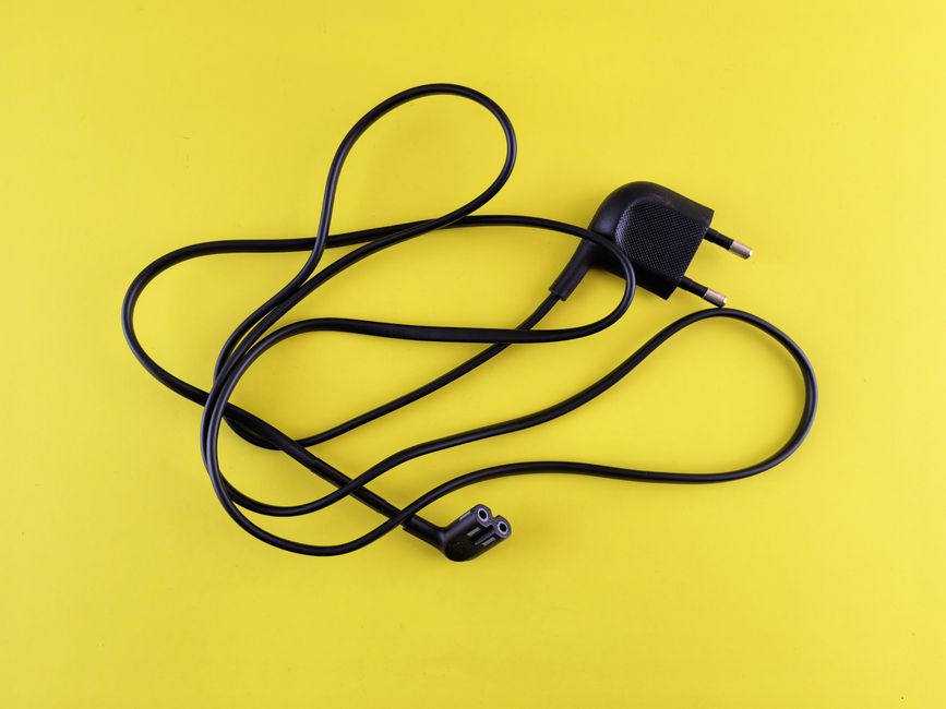 how to test a power cord with a multimeter