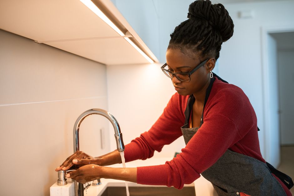 how to wash glasses