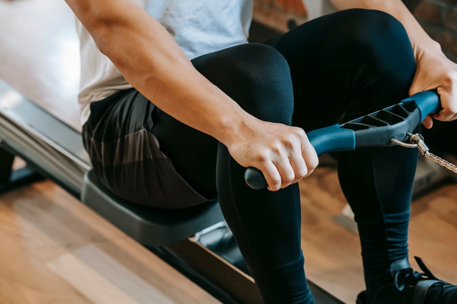 is a rowing machine a good workout