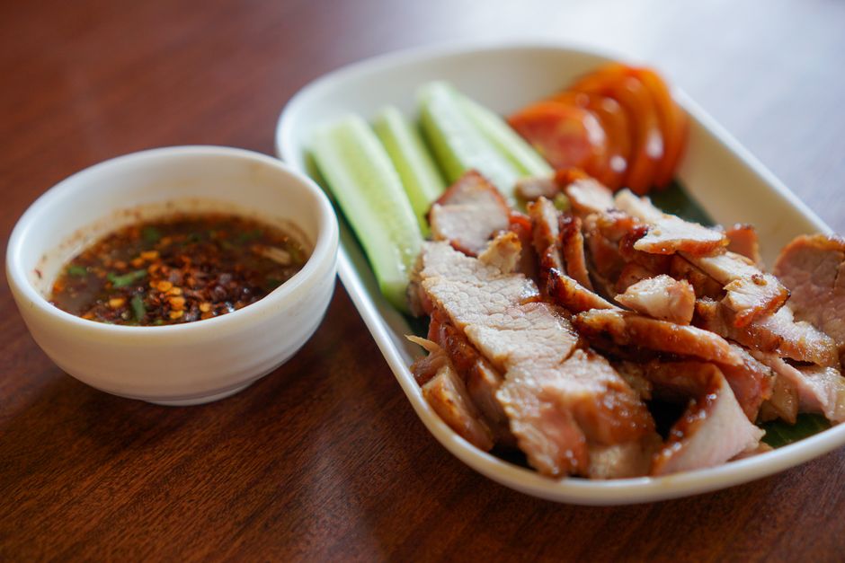 is pork low carb fresh cuts bacon and hidden carbs