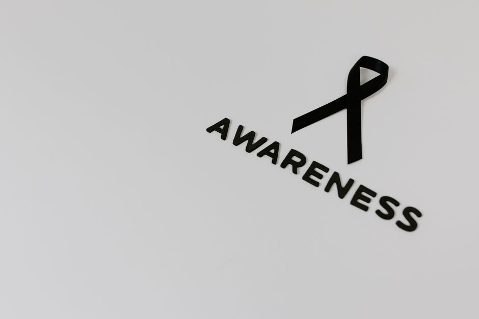what causes a non traumatic intracranial hemorrhage