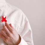 what causes an aortic aneurysm and whos at risk