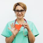 what does a cardiologist do