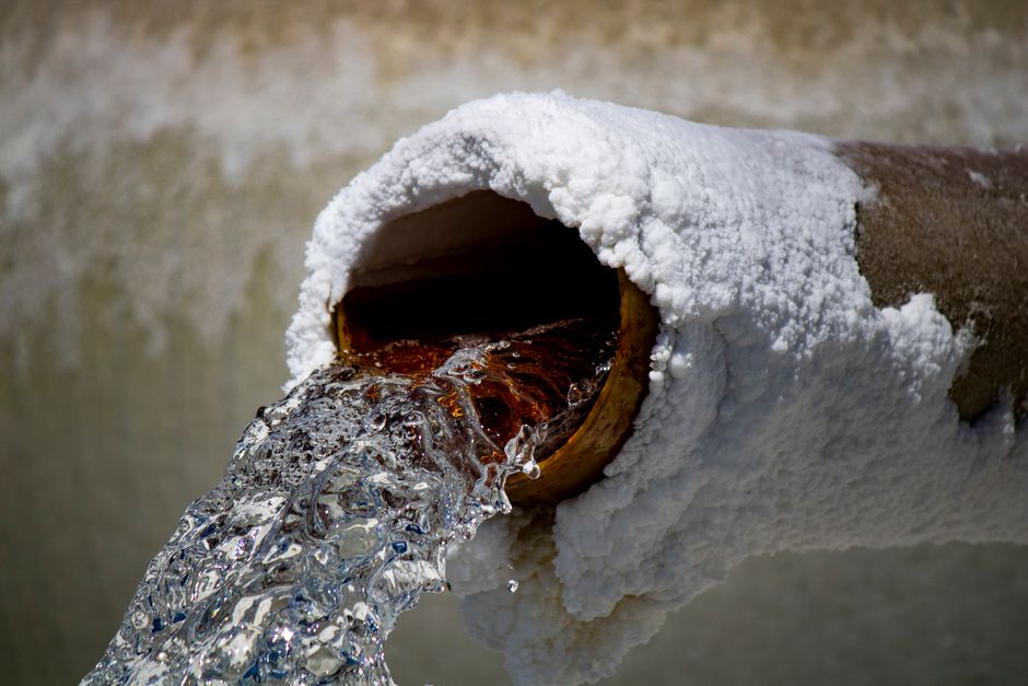 what is mineral hydraulic fluid properties uses