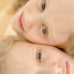what is the average week twins are born