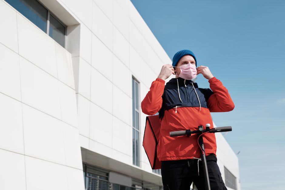 what to wear when working outside in the heat