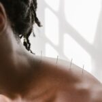 why do i have pain behind my eyes causes and red flags