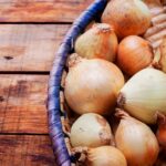 why do i smell like onions