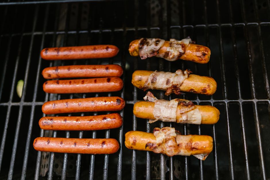 are black spots on bacon safe to eat