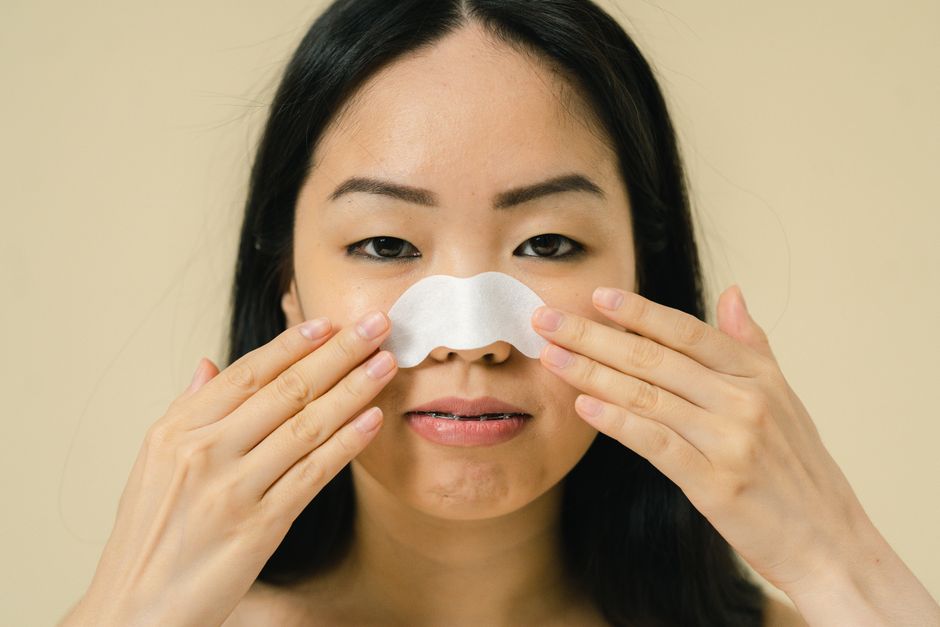 can you put vaseline in your nose