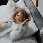 do silk pillowcases help with acne