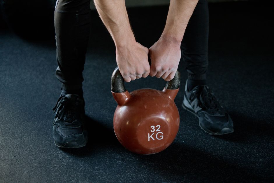 does lifting burn calories