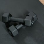 does lifting weights help lose weight
