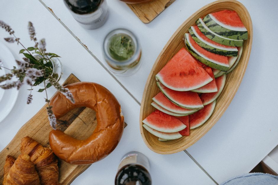 does red wine vinegar have alcohol