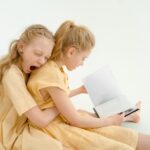 how do siamese twins work and share their bodies