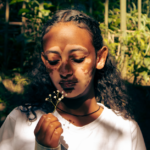 how do you develop vitiligo causes genes triggers