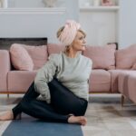 how does a woman get a uti