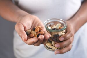 How Many Almonds In One Ounce? Numbers 9 how many almonds in one ounce