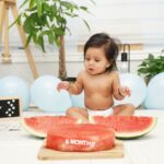 how much do 1 month olds eat per feeding