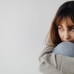how to be okay with being alone without feeling lonely