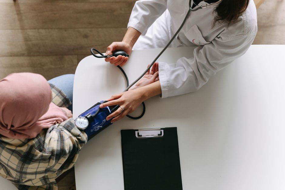 how to check for fluid retention at home signs