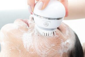 How To Clean Deep Ear Wax Safely At Home? 9 how to clean deep ear wax safely at home