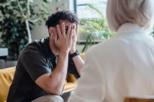 How To Cope With Depersonalization Derealization Disorder? 2 how to cope with depersonalization derealization disorder