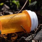 how to discard medical waste safely at home and work
