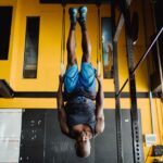 how to do lat pull down