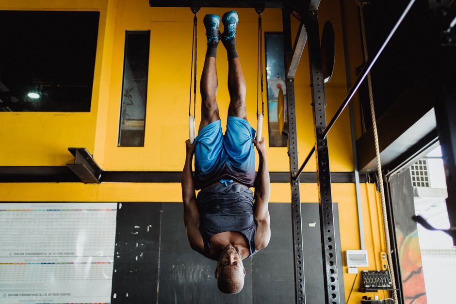 how to do lat pull down