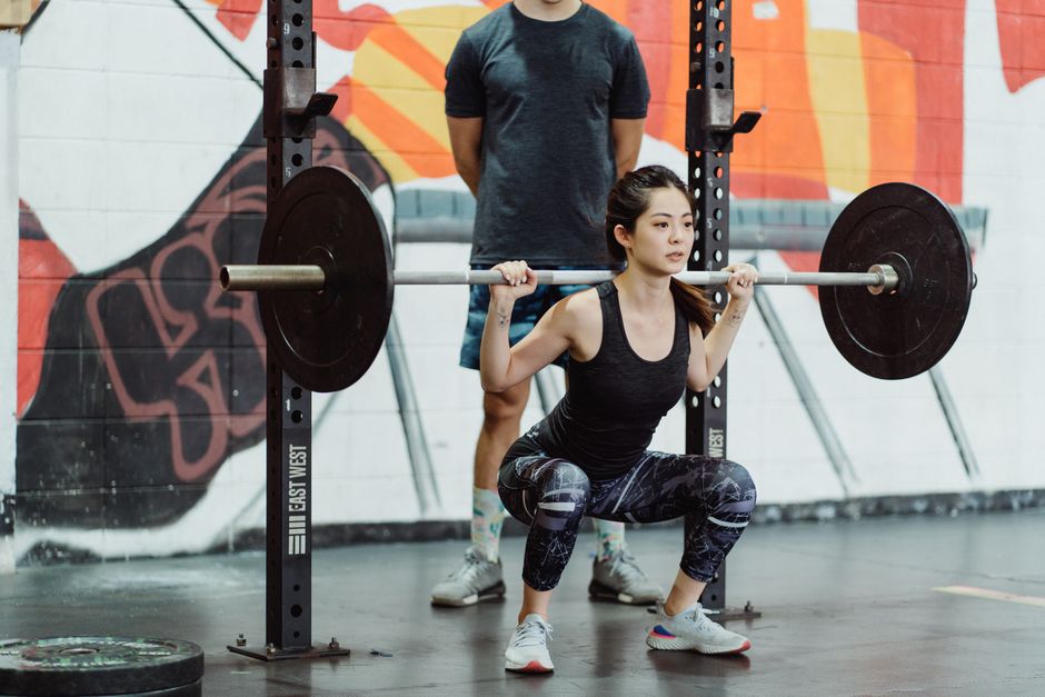 how to do squats right