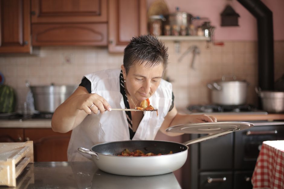 how to get taste and smell back after covid