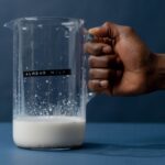 how to hand express milk
