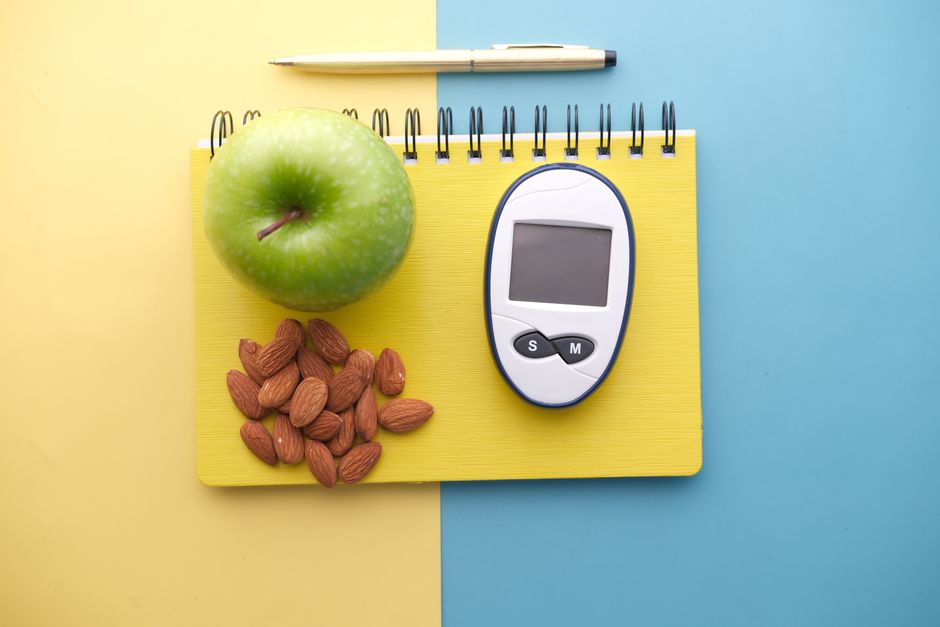 how to keep blood sugar low naturally