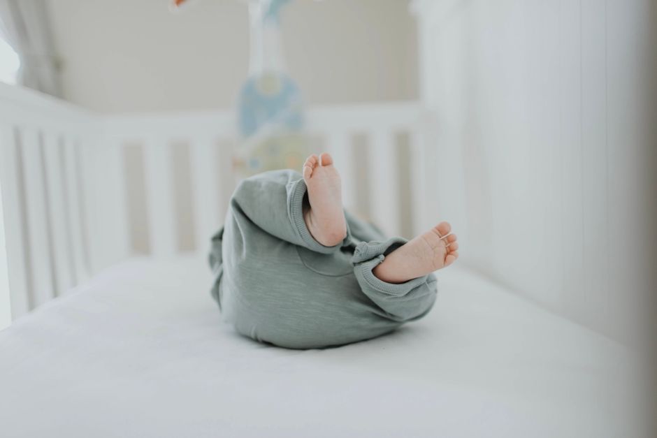 how to make a crib mattress higher without risk