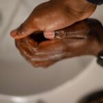how to prevent giardia water food and hands