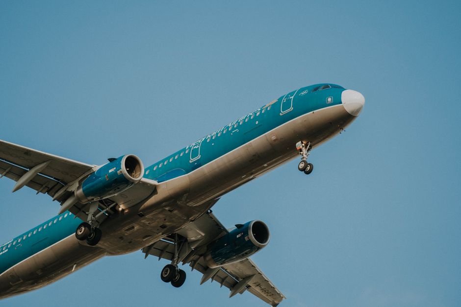 how to see flight paths free apps and live maps